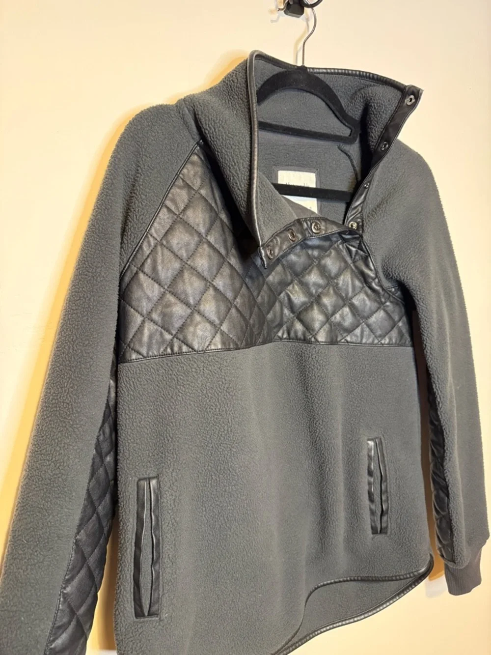 ABERCROMBIE Black Sherpa Quilted Snap Pullover Fleece Sz Small Pockets Winter